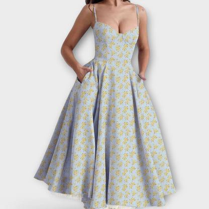 Mélie – Lehká letní šaty s detailem korzetu