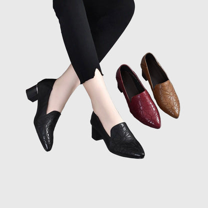 Tonette - Měkké veganské kožené vyšívané lodičky